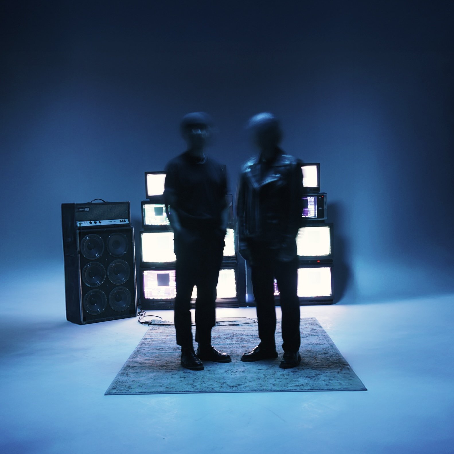 GOLD PANDA (picture: A L P H A B E T)
